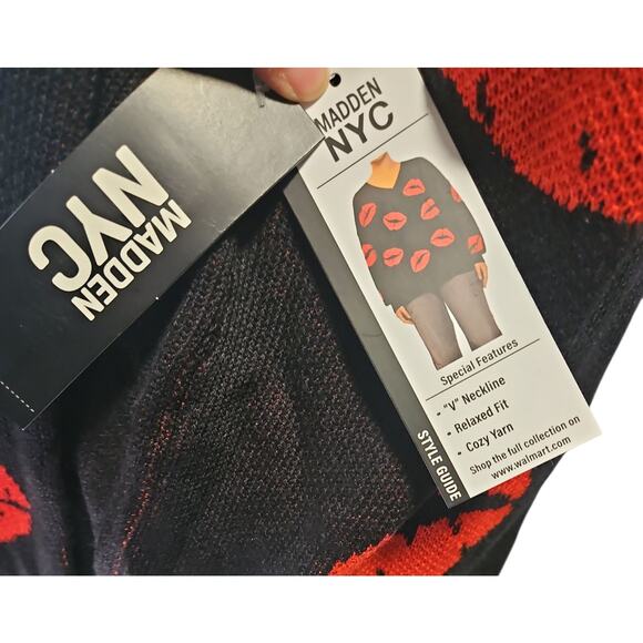 Madden NYC V Neck Relaxed Fit Sweater Womens Long Sleeve Black Red Kiss Sz L - Picture 5 of 5